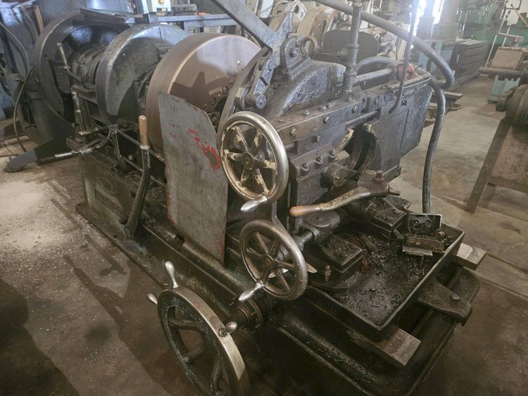 Landis 6" Stationary Die Head Threading Machine