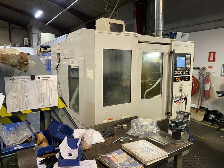 Microcut MCV 2416 3 Axis