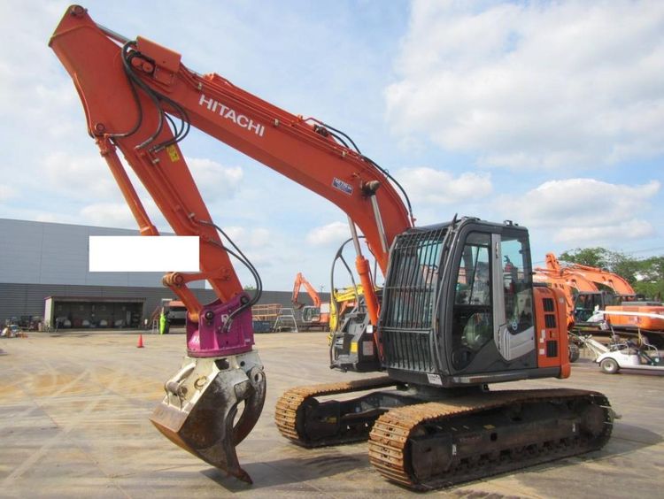 Hitachi ZX135US-3 Tracked Excavator