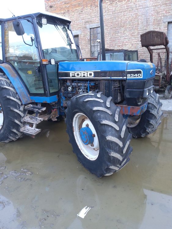 Ford, New Holland 8340 Tractor