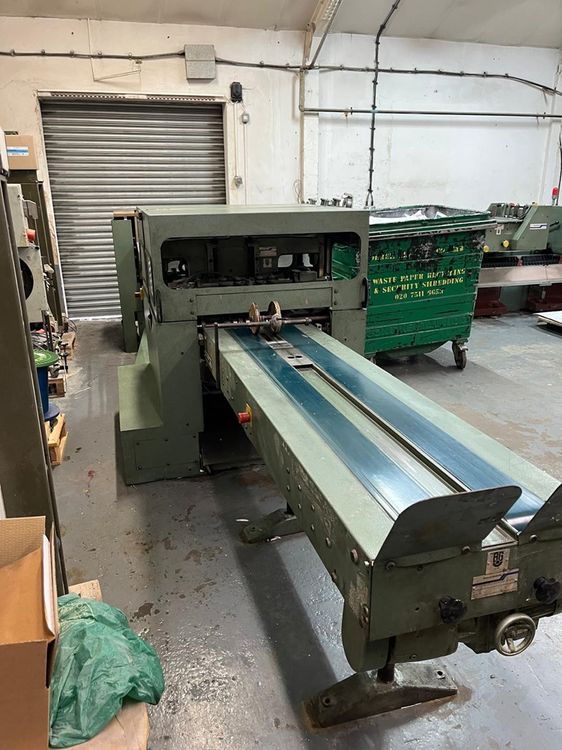 MULLER MARTINI 321 Saddle Stitcher