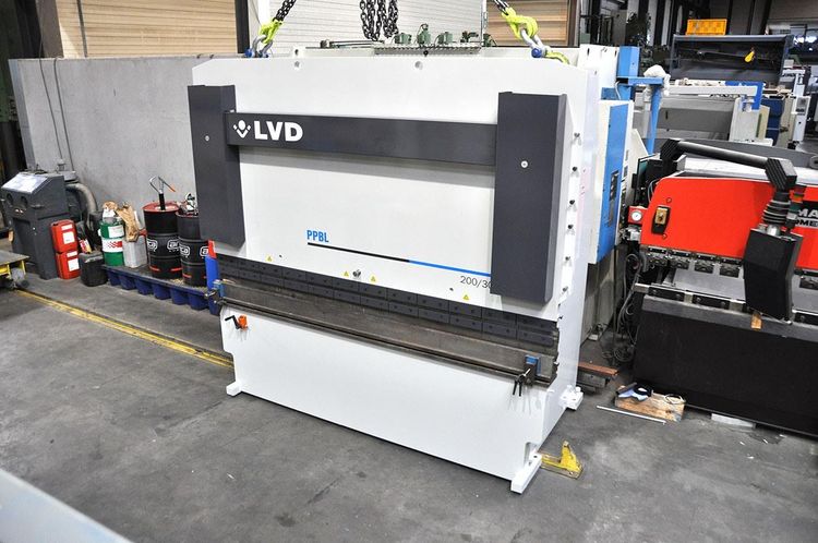 LVD PPBL 200 ton x 3100 mm