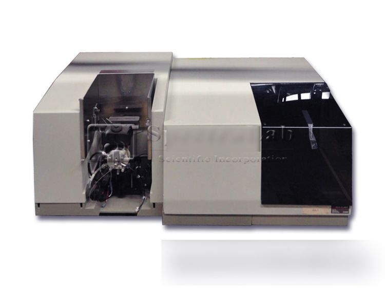 Perkin Elmer 3300 Atomic Absorption Spectrometer