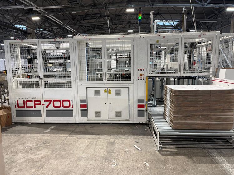 Stax Technologies Universal  Case packer type UCP 700 of year 2018
