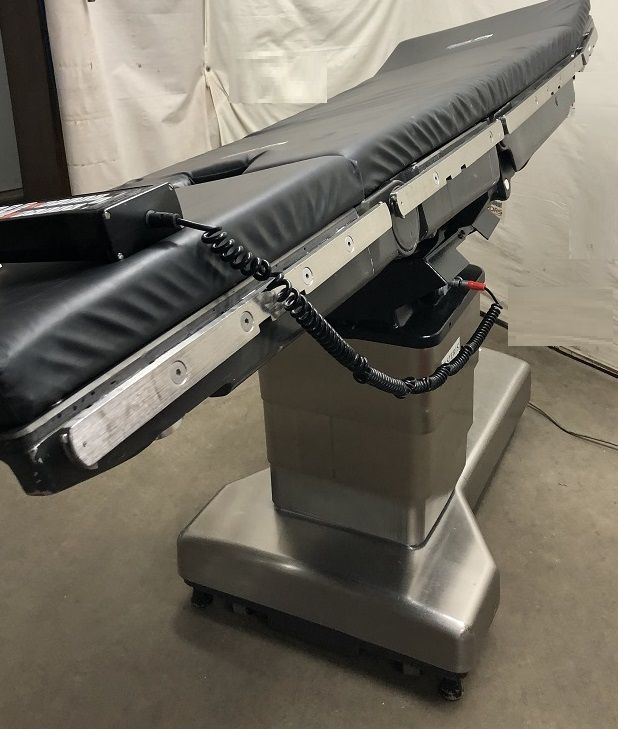 Steris AMSCO 3085 SP OR Surgical Table