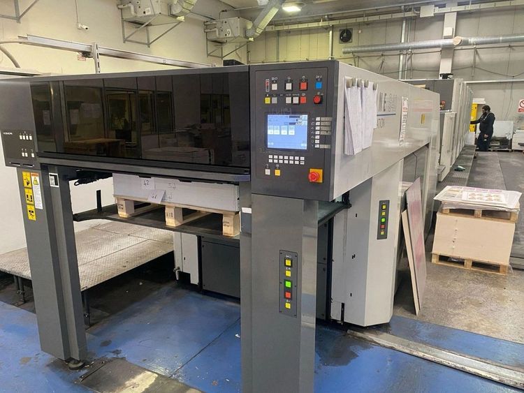 Komori GL640-CX HYBRID UV 28x40"