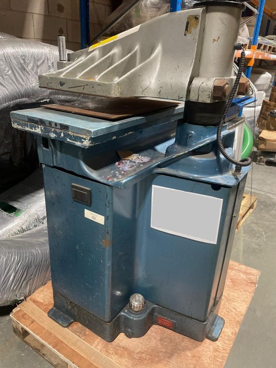 Samco SB- 224  Clicker Press