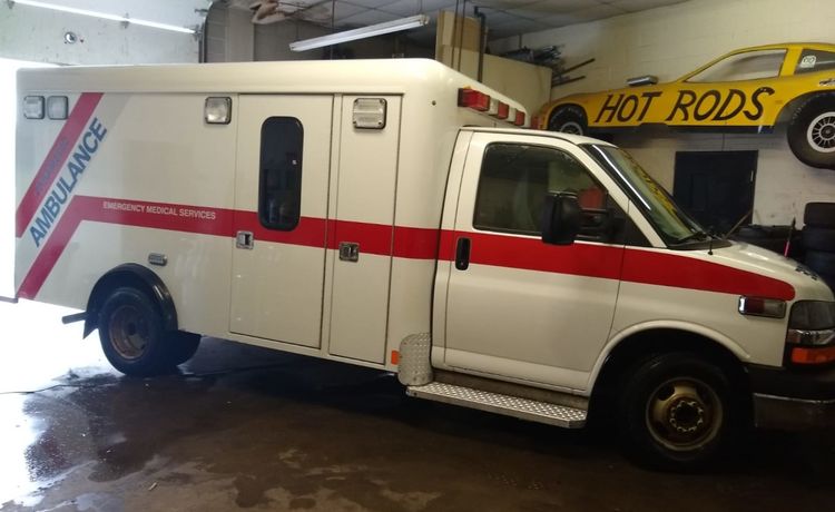 Chevrolet Gasoline Dual Stretcher, Ambulance