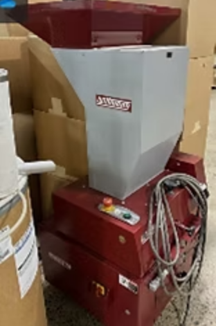 Wittmann MB 714 Granulator