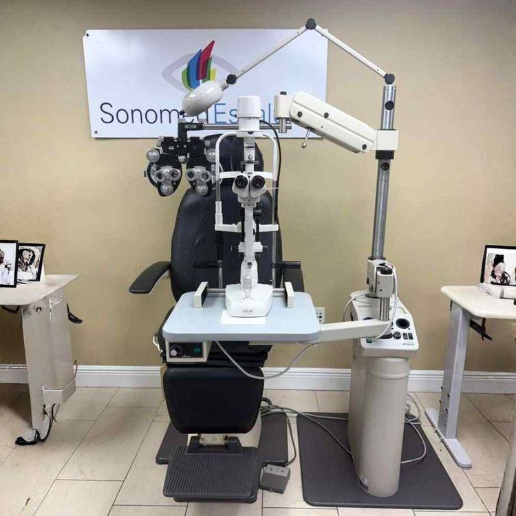 Topcon CS-IV stand with OC-2000 manual recline chair