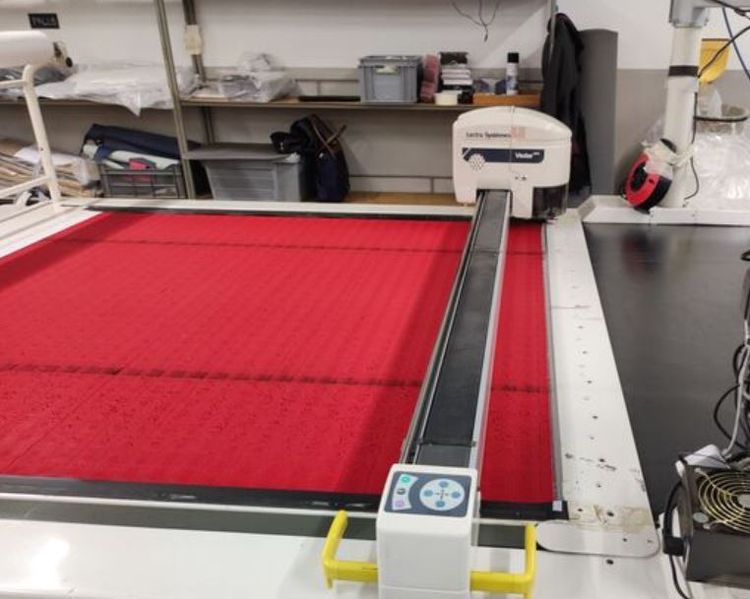 Lectra Vector 2500 fabric cutting machine