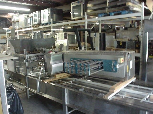 Hinds Bock 12P-08 MULTI-LANE MUFFIN BATTER DEPOSITING LINE