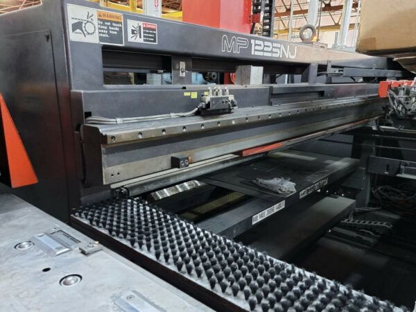 Amada MP1225 - NJ Sheet load and Unload System