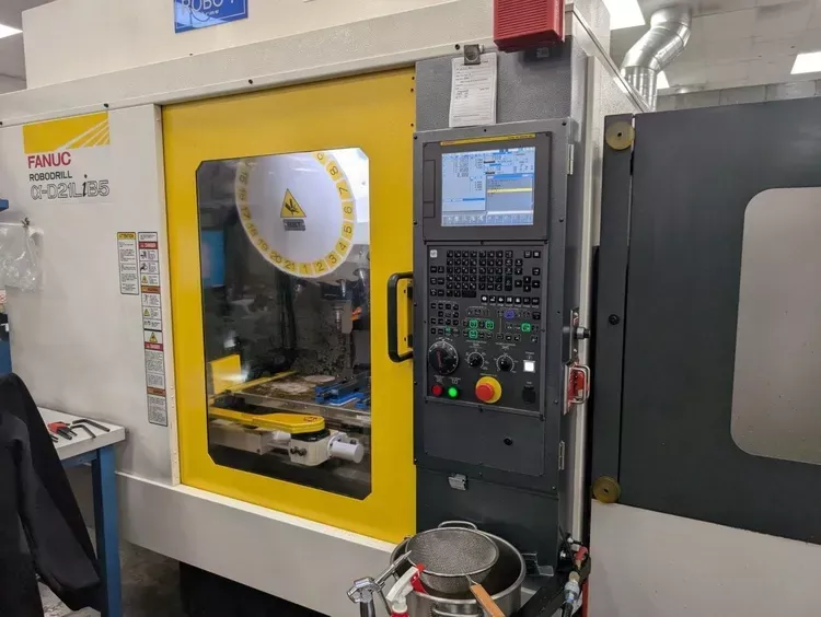Fanuc ROBODRILL ALPHA D21LiB5 24,000 RPM