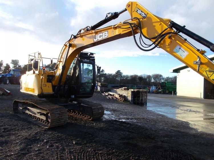 JCB JS131 LC Tracked Excavator
