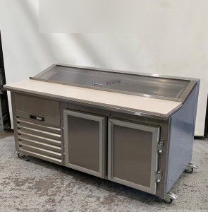 Custom 2 doors pizza fridge