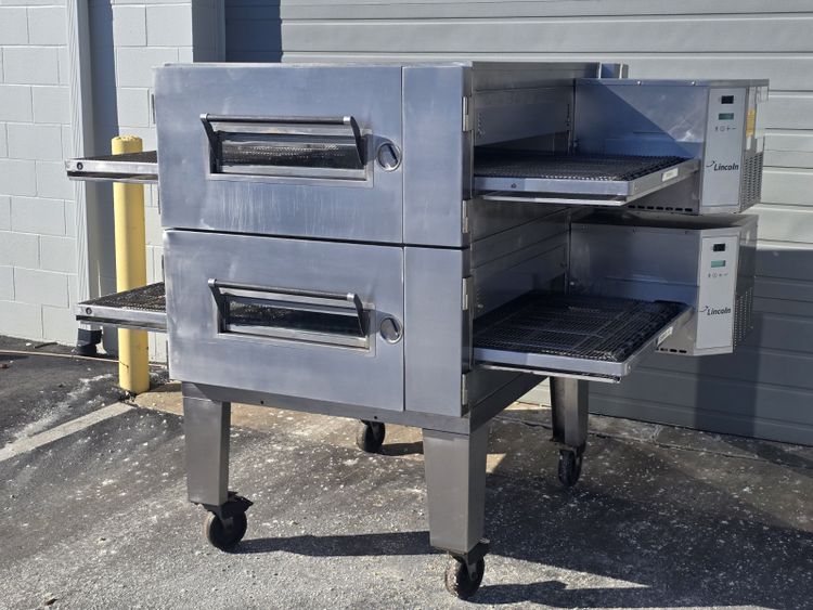 Lincoln 1600 Double Stack Gas Fired  Conveyor Pizza Oven