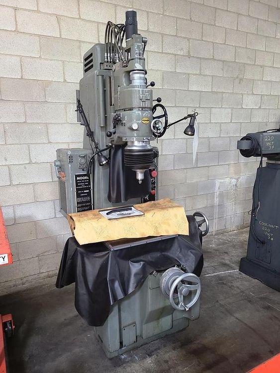 Moore G18