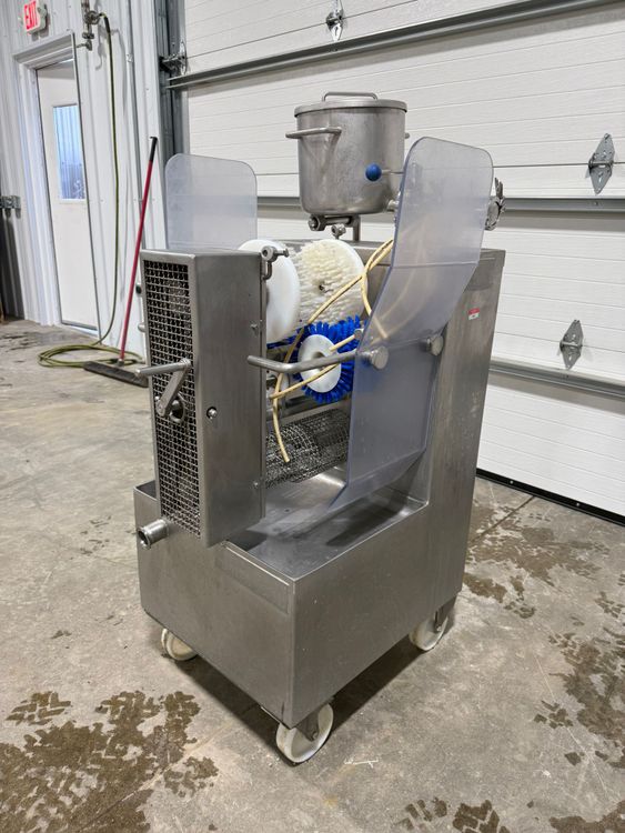 Pianfetti  388 Cheese Wheel Scrubber