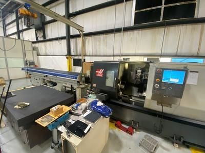 Haas CNC Control 4,000 RPM DS-30 - Horizontal Lathe 2 Axis
