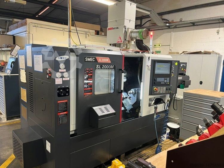 Siemes 820 D Variable SMEC SL 2000 M 2 Axis