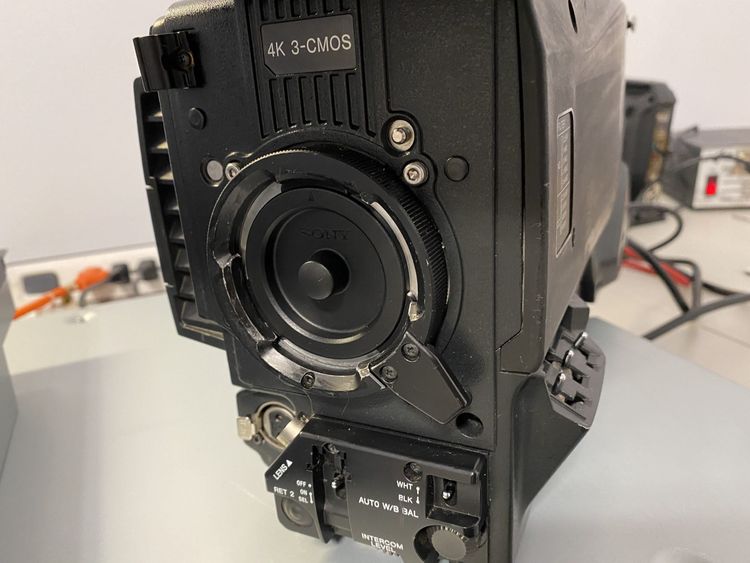 Sony Electronics HDC-4300 4K/HD Studio Camera System Set
