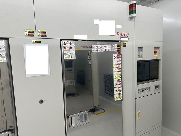 Advantest B6700