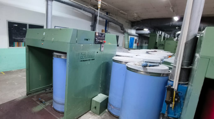 4 Cherry Cherry Hara VC300A Combing
