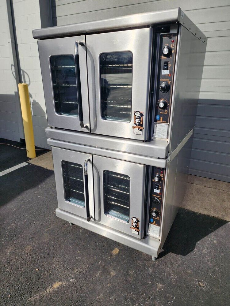 Montague EK15A Convection Oven
