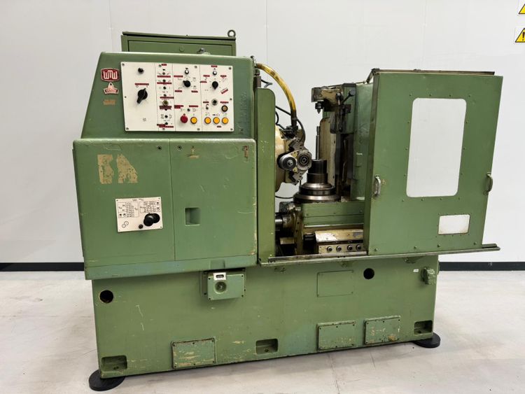 WMW MODUL ZFWZ 250/5 IIA 400 RPM Gear Hobbing Machine