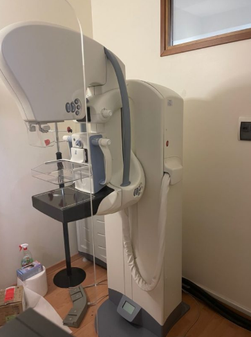 GE Senographe Essential