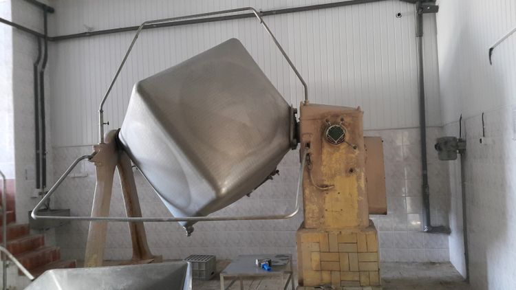 Paasch 4000 Cubic butterchurn