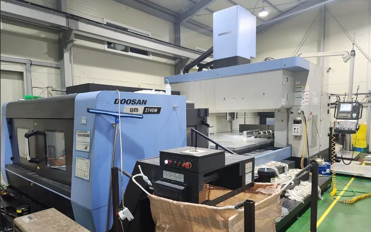 Doosan BM2740M 3 Axis