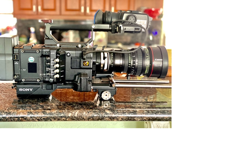 Sony PMW-F5 camera package