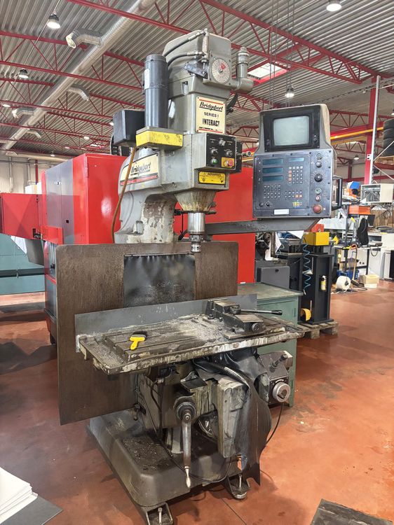 Bridgeport Interact Serie 1 Vertical 3750 rpm