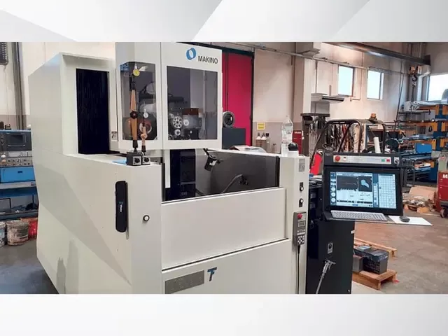 Makino U6 HEAT 5  Axis