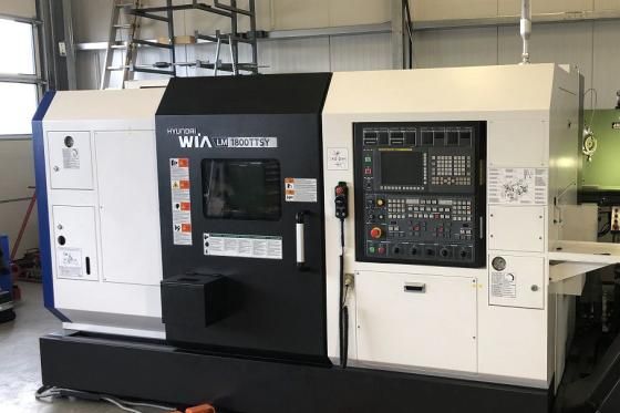 Hyundai FANUC Variable Speed LM1800TTSY 5 Axis