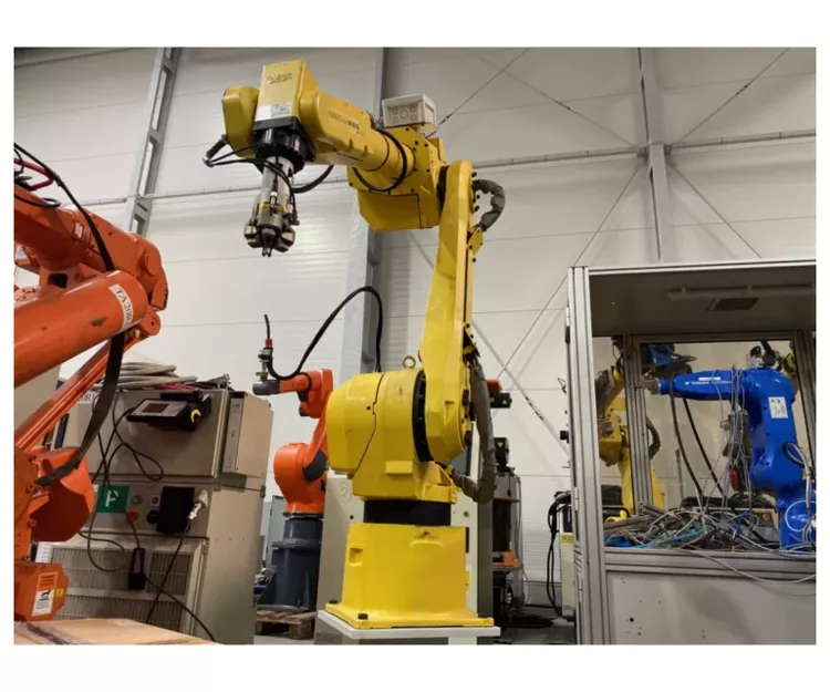 Fanuc M16iB/10L 6 Axis 10 kg