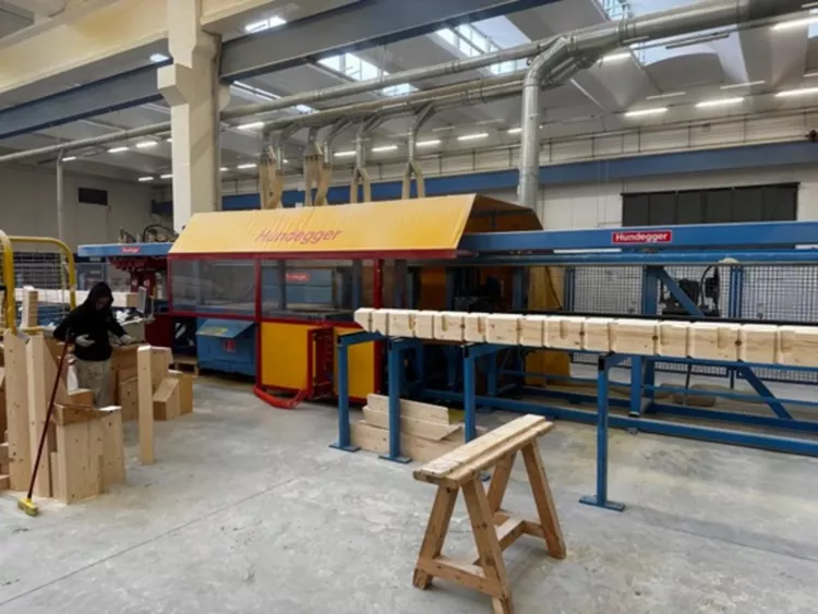 Hundegger K2-4-625 Joinery machine