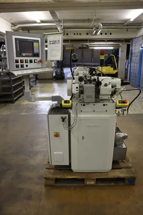 Wahli W90 Variable Speed CNC GEAR CUTTING MACHINE