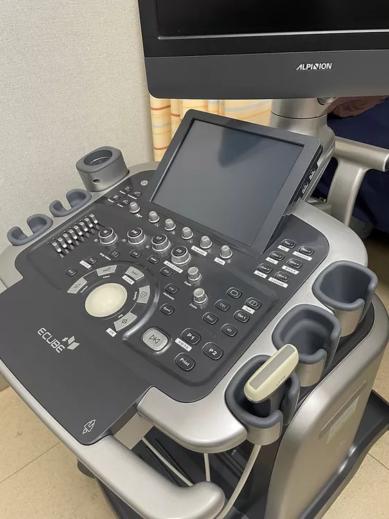 Alpinion E-CUBE 15 Ultrasound Machine