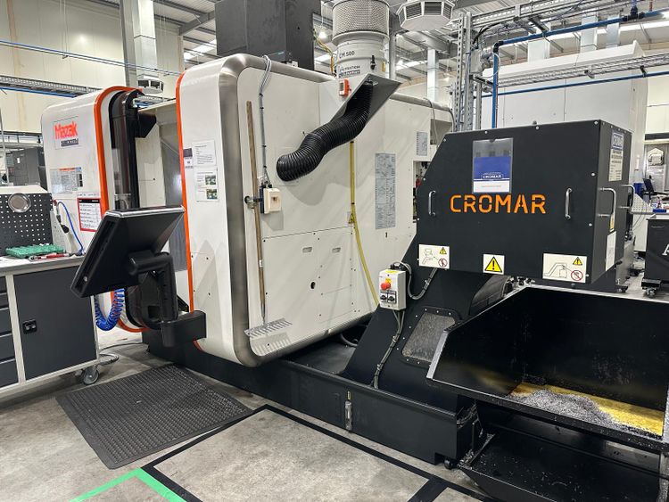 Mazak VARIAXIS i-500 5  Axis