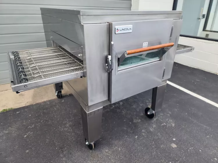 Lincoln Impinger 1450 Single Stack Conveyor Pizza Oven