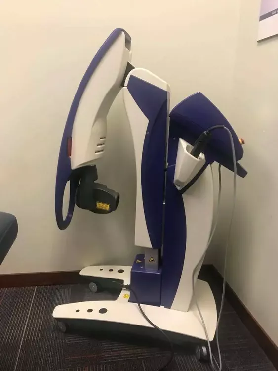 Edge MLS M6 Laser Therapy Unit