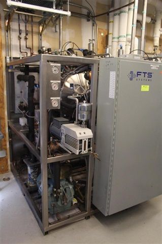 FTS LP8-3S-16X-P Freeze Dryer