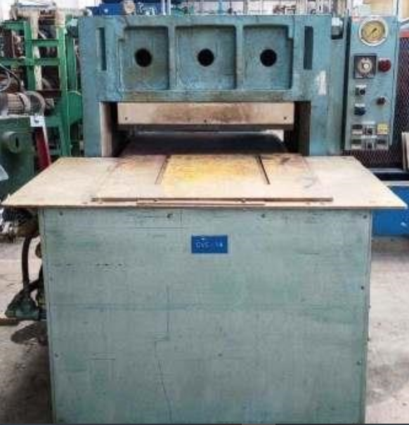 French Oil 32” x 32” Press