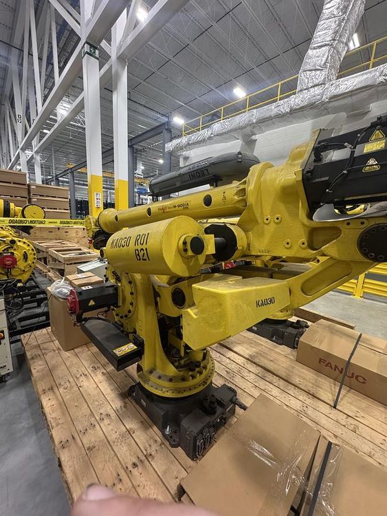 Fanuc M900iA/400L 6 Axis 400 kg