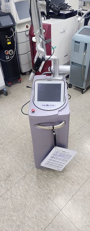Cynosure RevLite SI Laser