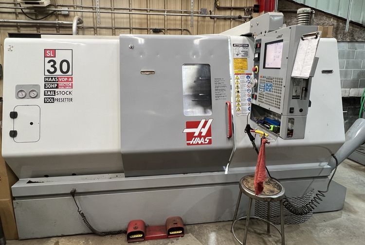 Haas CNC Control 3,400 RPM SL-30T 2 Axis