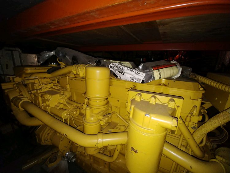 CAT 3116 Cat 3116 300HPlow hours